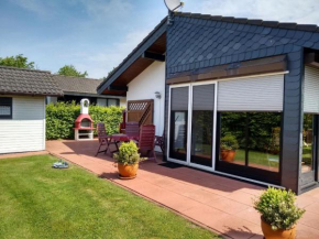 Ferienhaus mit Grill, Garten und Terrasse
